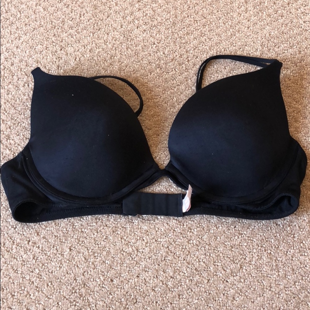 Black push up bra